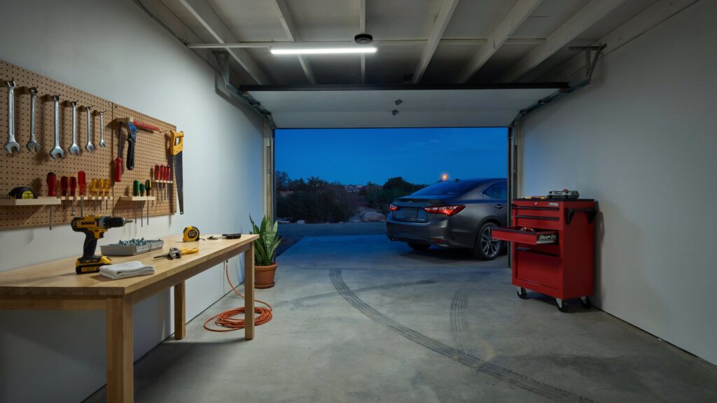 motion sensor shop light