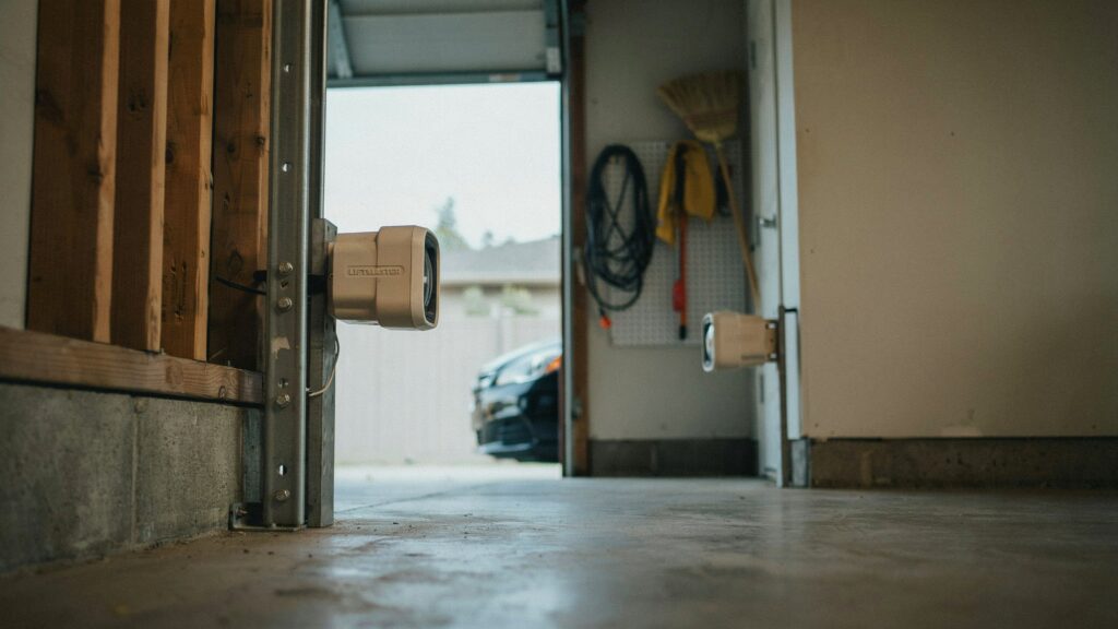 no lights on garage door sensors